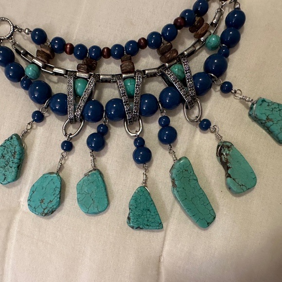 Robert Rose Vintage Turquoise and Silvertone Bibb Necklace - Picture 7 of 13